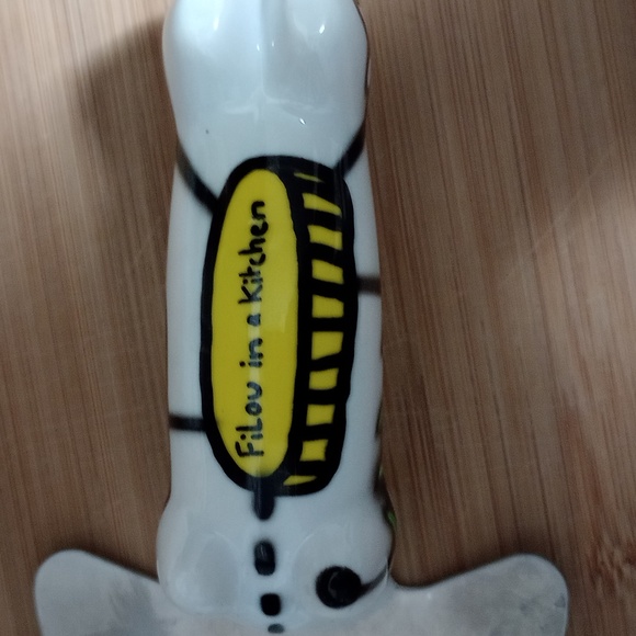 Pylones Filou In A Kitchen Cake Slice Server Dog Design By Laurent Mouveau - Picture 5 of 7